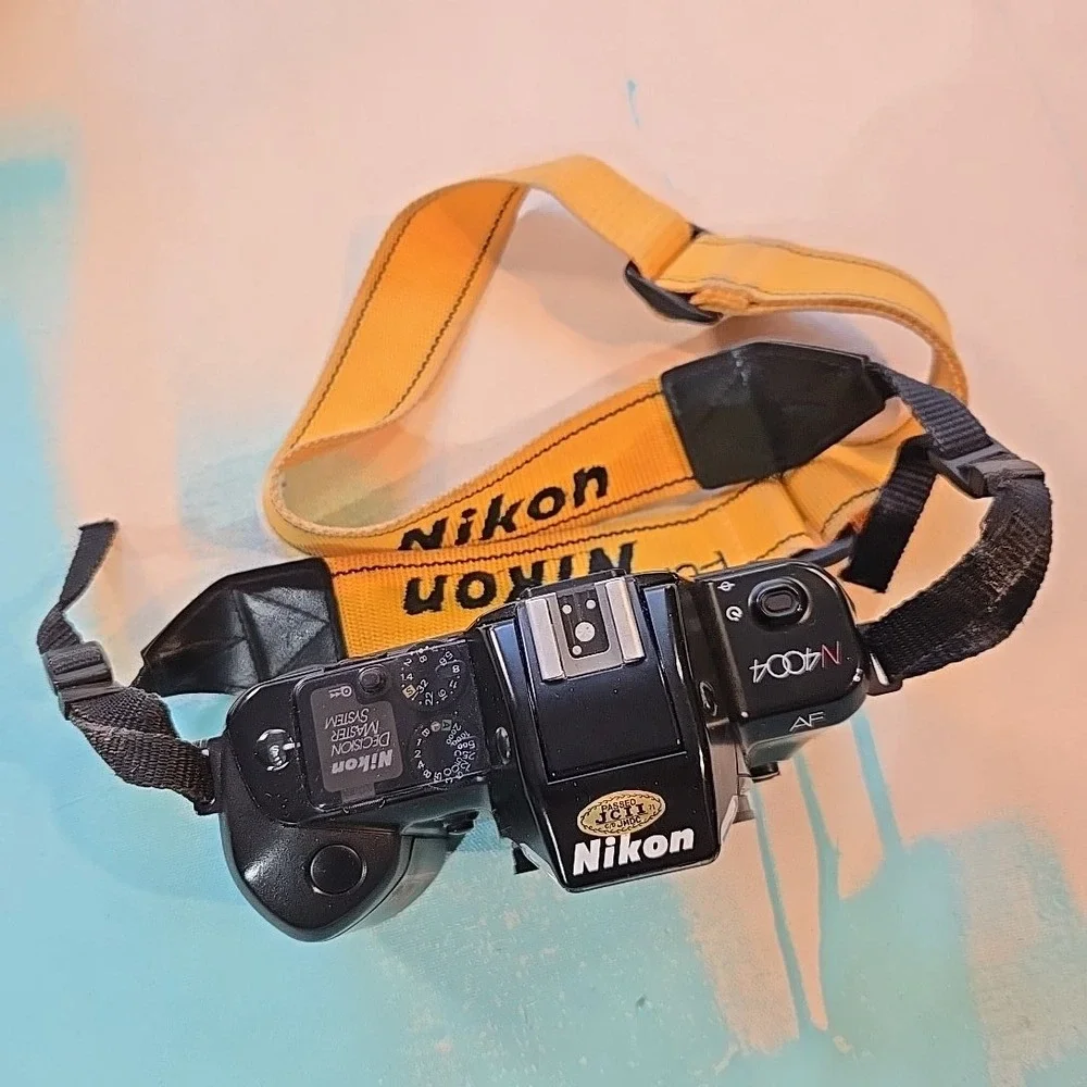 VTG Nikon N4004 SLR Film Camera Decision Master System Japan 35mm AF QD Strap‎